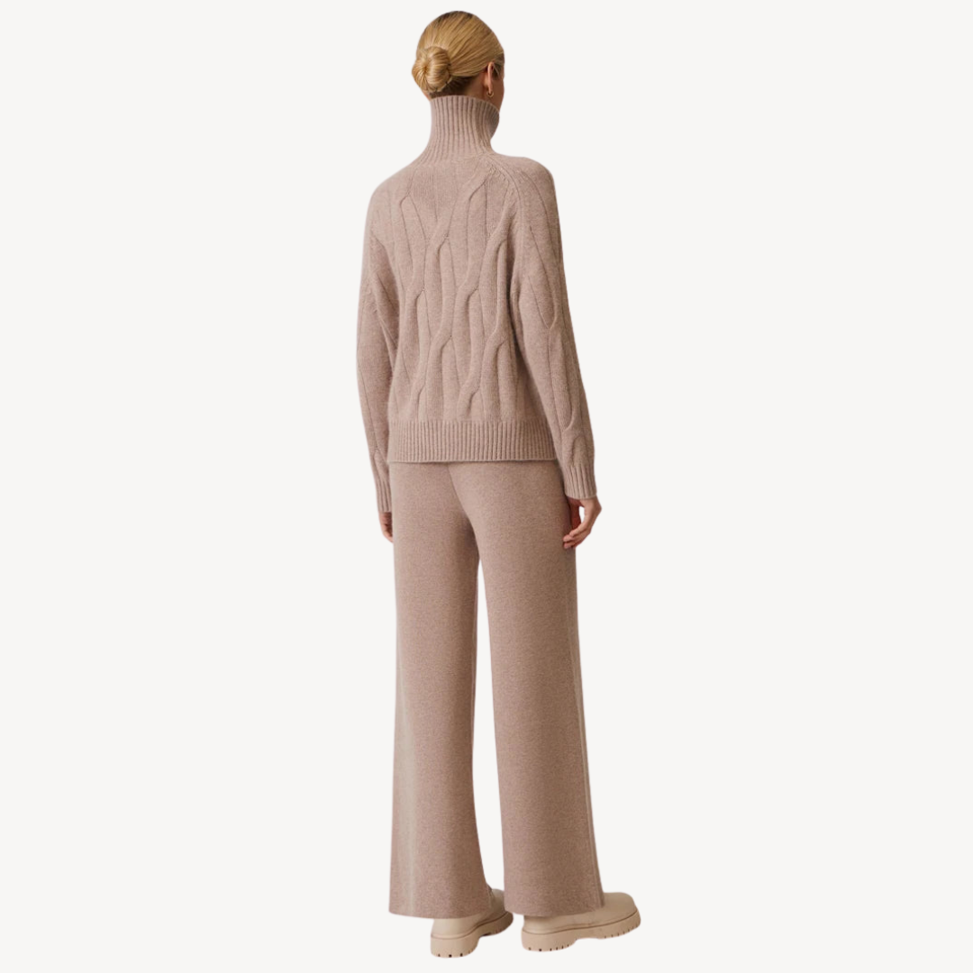 Women’s Sweater and Pants Set – Two-Piece Lounge Ensemble